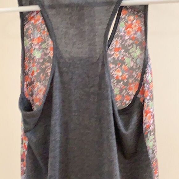 CINNAMON GIRL LEILA Tank - Picture 6 of 8